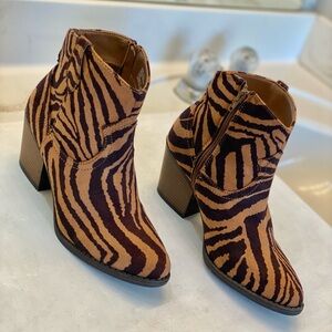 SUGAR TULA Western Booties size 6.5M excellent condition clean interior